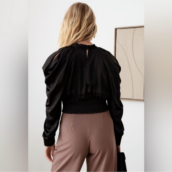 DO+BE Satin Drape Sleeve Crop Cold Shoulder Top - Picture 4 of 5